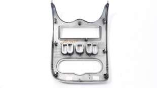 Recambio de moldura para dacia sandero 2012- 1.5 blue dci diesel fap cat referencia OEM IAM 8200739438   2