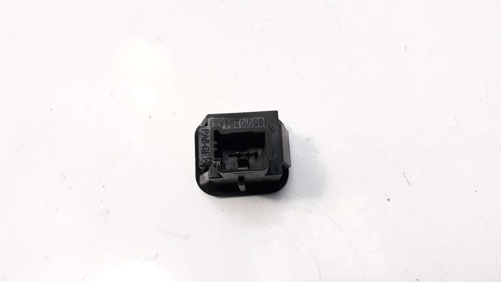 Recambio de interruptor para chrysler jeep cherokee (kj) 2001-2008 2.5 crd cat referencia OEM IAM 56010204AE   Recambio de interruptor para chrysler jeep cherokee (kj) 2001-2008 2.5 crd cat referencia OEM IAM 56010204AE