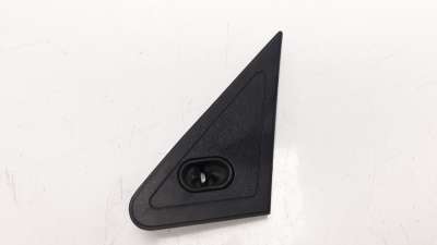Recambio de molduras delanteras para peugeot 205 berlina 1983-1998 1.8 diesel referencia OEM IAM   