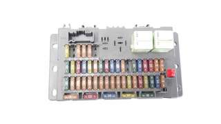 Recambio de caja reles / fusibles para mini r50 2001-2007 one referencia OEM IAM 518030515  