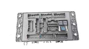 Recambio de caja reles / fusibles para mini r50 2001-2007 one referencia OEM IAM 518030515   2