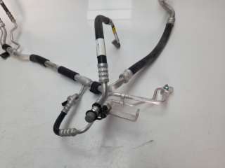 Recambio de tubos aire acondicionado para kia cee´d 2012-2018 1.4 crdi cat referencia OEM IAM 97762A6251  