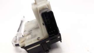 Recambio de cerradura puerta trasera derecha para peugeot 208 2012-2019 1.2 12v vti referencia OEM IAM 9812501180  