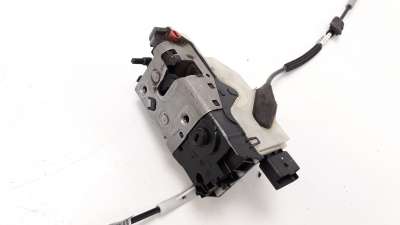 Recambio de cerradura puerta trasera izquierda para peugeot 208 2012-2019 1.2 12v vti referencia OEM IAM 9812501280  