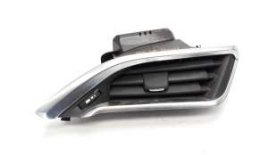 Recambio de rejilla aireadora para peugeot 208 2012-2019 1.2 12v vti referencia OEM IAM 9673131677  