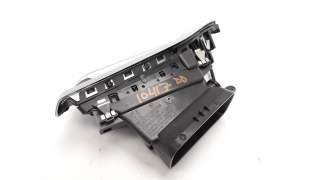 Recambio de rejilla aireadora para peugeot 208 2012-2019 1.2 12v vti referencia OEM IAM 9673131677  