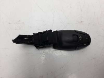 Recambio de mando volante para peugeot partner kombi 2008- 1.6 blue-hdi fap referencia OEM IAM 9641796480  