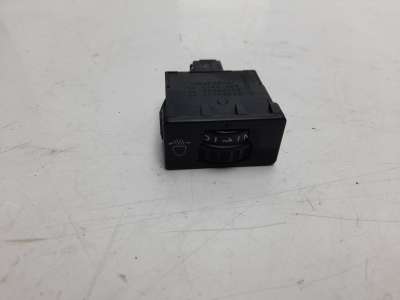 Recambio de interruptor para peugeot partner kombi 2008- 1.6 blue-hdi fap referencia OEM IAM 98016627  