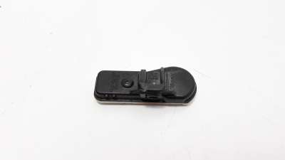 Recambio de guarnecido porton trasero para toyota c-hr 2016- hybrid advance referencia OEM IAM 64716F4010  