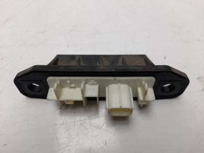 Recambio de maneta exterior porton para toyota c-hr 2016- hybrid advance referencia OEM IAM 69321F4010 15D355 