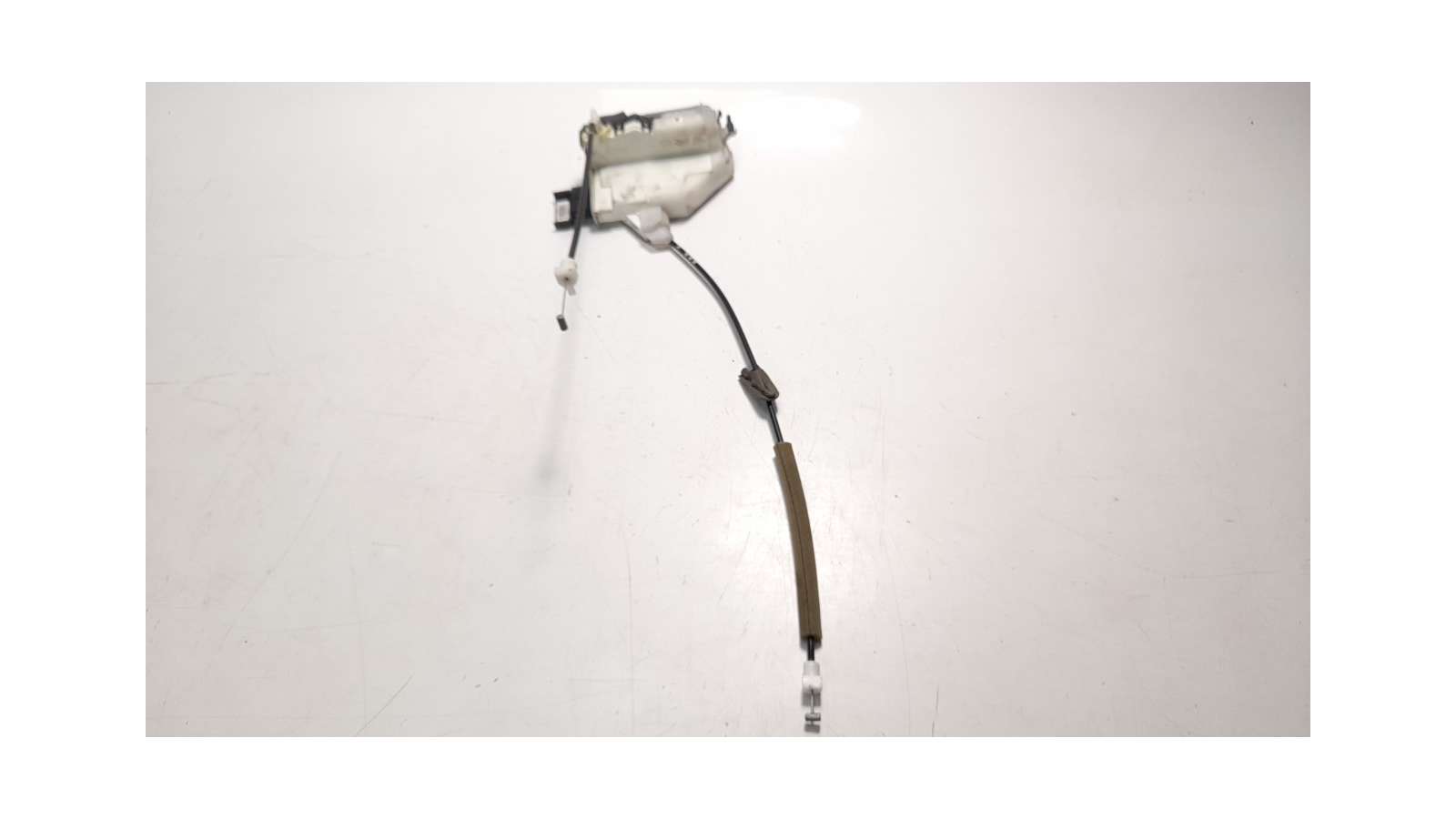 Recambio de cerradura puerta delantera derecha para citroën c3 2009-2017 1.4 hdi referencia OEM IAM 9800624680   Recambio de cerradura puerta delantera derecha para citroën c3 2009-2017 1.4 hdi referencia OEM IAM 9800624680