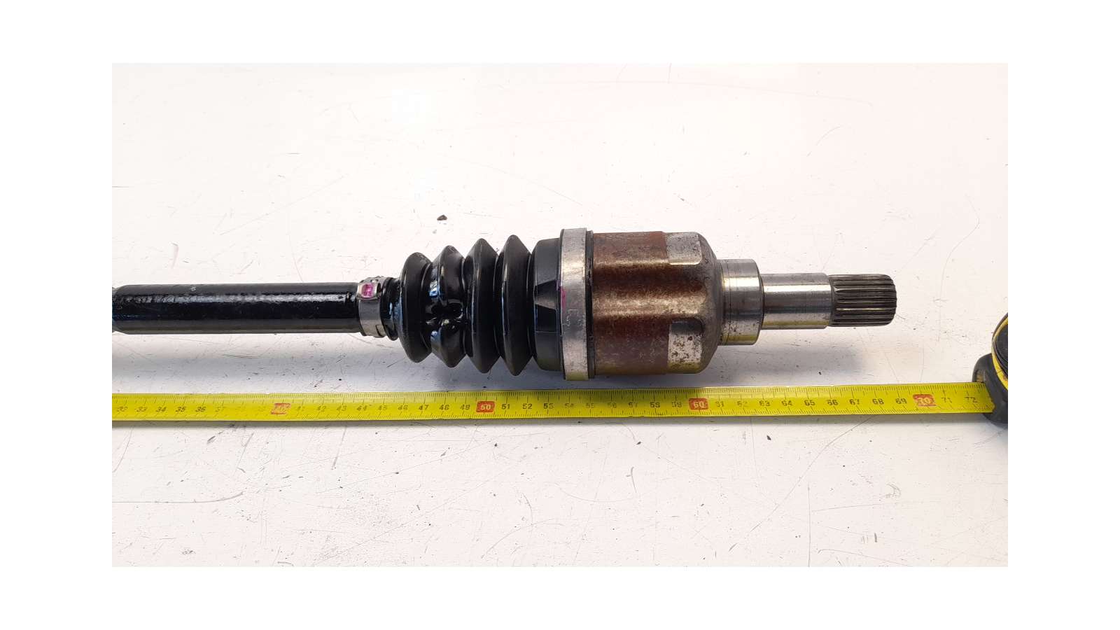 Recambio de transmision delantera izquierda para citroën c3 2009-2017 1.4 hdi referencia OEM IAM 96722385880 P1498  Recambio de transmision delantera izquierda para citroën c3 2009-2017 1.4 hdi referencia OEM IAM 96722385880 P1498
