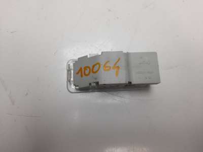 Recambio de luz interior para peugeot 308 sw 2008-2012 envy referencia OEM IAM 6362N6  