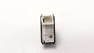 Recambio de mando elevalunas trasero izquierdo para peugeot 208 2012-2019 1.2 16v vti referencia OEM IAM 98242560ZD  