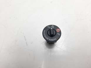 Recambio de interruptor para renault clio iv 2012- technofeel referencia OEM IAM 681995290R  