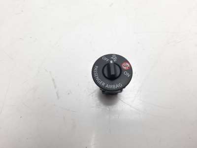 Recambio de interruptor para renault clio iv 2012- technofeel referencia OEM IAM 681995290R  