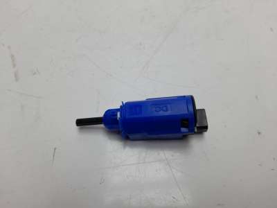 Recambio de interruptor para renault clio iv 2012- technofeel referencia OEM IAM 253250780R  