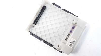 Recambio de caja reles / fusibles para toyota c-hr 2016- referencia OEM IAM 82730F4010B A121T007ME0 