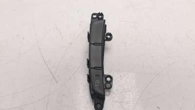Recambio de interruptor para hyundai kona 2017- 1.0 tgdi cat referencia OEM IAM 93300J9AA0  