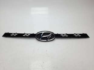 Recambio de rejilla delantera para hyundai i20 2014- 1.2 16v cat referencia OEM IAM 86351C8000  