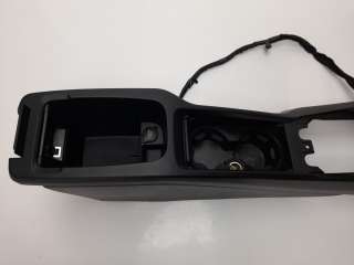 Recambio de moldura para volvo v40 2012- kinetic referencia OEM IAM 01302307 3218535Y5TC 01302307