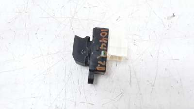 Recambio de mando elevalunas trasero derecho para suzuki vitara 2015- 1.6 ddis turbodiesel cat referencia OEM IAM 3799568L00000 