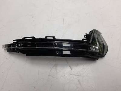 Recambio de piloto lateral derecho para audi a1 (8x) 2010-2014 1.6 tdi referencia OEM IAM 8X0949102 103F02271340 