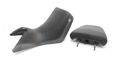 Recambio de asiento para triumph tiger 800 2018- tiger 800 xca referencia OEM IAM 2309239  