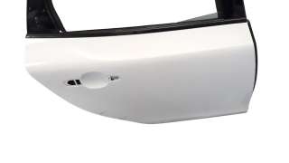 Recambio de puerta trasera derecha para volvo v40 2012- 2.0 diesel cat referencia OEM IAM 31662587  