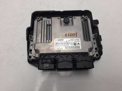Recambio de centralita motor uce para peugeot 2008 (--.2013) 2013-2019 allure referencia OEM IAM 9808016480 0281030548 