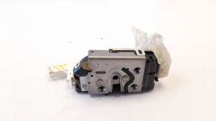Recambio de cerradura puerta trasera izquierda para jeep renegade 2014- 1.6 cat referencia OEM IAM 52028385   2