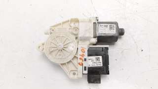 Recambio de motor elevalunas delantero derecho para jeep renegade 2014- 1.6 cat referencia OEM IAM C37723104 0130822664 