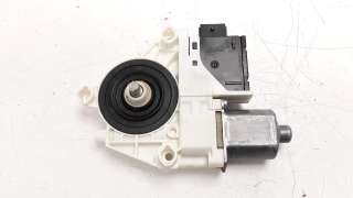 Recambio de motor elevalunas delantero derecho para jeep renegade 2014- 1.6 cat referencia OEM IAM C37723104 0130822664 