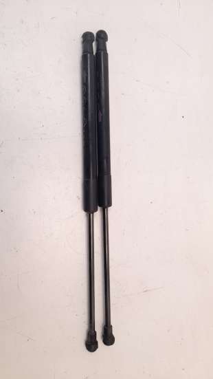 Recambio de amortiguadores maletero / porton para toyota yaris 2017- 1.5 16v cat referencia OEM IAM 689500D210  