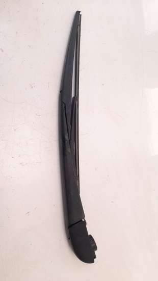 Recambio de brazo limpia trasero para toyota yaris 2017- 1.5 16v cat referencia OEM IAM 852410D060  