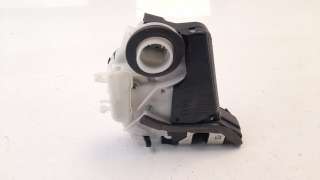 Recambio de cerradura puerta trasera derecha para toyota yaris 2017- 1.5 16v cat referencia OEM IAM 02014110  