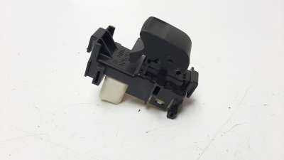 Recambio de mando elevalunas trasero izquierdo para toyota yaris 2017- 1.5 16v cat referencia OEM IAM 848100D030 8292B7N 