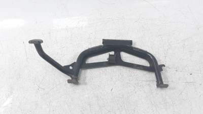 Recambio de caballete central para yamaha x-max 125 2014-2020 referencia OEM IAM 2DMF71110000  