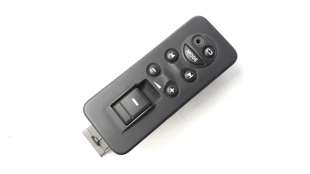 Recambio de mando elevalunas trasero derecho para land rover discovery 2004-2009 2.7 td v6 cat referencia OEM IAM YUD501080PVJ  