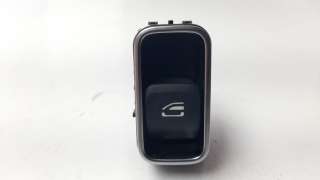 Recambio de mando elevalunas delantero derecho para mercedes-benz cla-klasse (bm 118) 2019- cat referencia OEM IAM A1679050201  