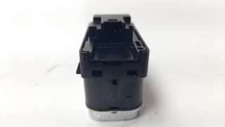 Recambio de mando elevalunas trasero derecho para mercedes-benz cla-klasse (bm 118) 2019- cat referencia OEM IAM A1679050201  