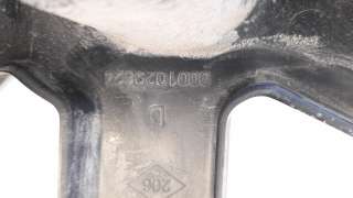 Recambio de molduras traseras para renault megane iii berlina 5 p 2008-2016 limited referencia OEM IAM 0001029624  
