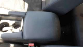 Recambio de apoyabrazos central para mazda 3 lim. () 2013- 2.2 turbodiesel cat referencia OEM IAM BHN264420E02  