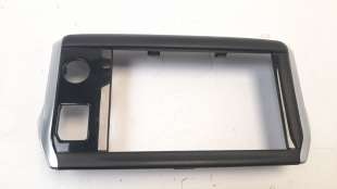 Recambio de moldura para peugeot 208 2012-2019 1.6 16v hdi fap referencia OEM IAM 9673861377  