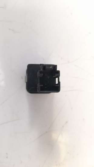 Recambio de maneta exterior porton para land rover discovery 2004-2009 2.7 td v6 cat referencia OEM IAM    2