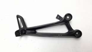 Recambio de estribo lateral para yamaha mt-07 2014- referencia OEM IAM 1WS2742L0100  