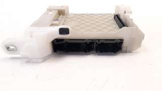 Recambio de caja reles / fusibles para toyota c-hr 2016- referencia OEM IAM 82730F4010B  