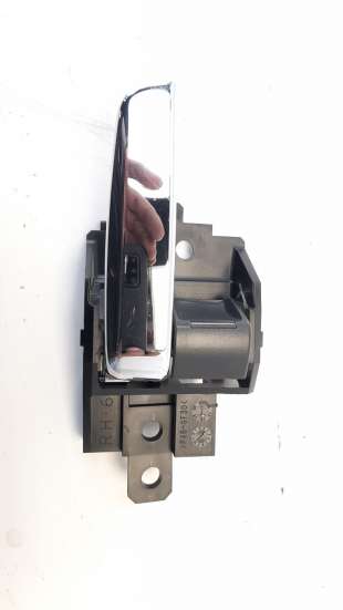 Recambio de maneta interior trasera derecha para mitsubishi eclipse cross 2018- motion 2wd referencia OEM IAM 5716A702XA  