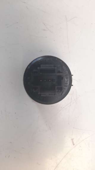 Recambio de interruptor para seat leon (5f1) 2012- i-tech referencia OEM IAM 8200004282  