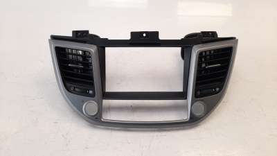 Recambio de rejilla aireadora para hyundai tucson 2015- 2.0 crdi cat referencia OEM IAM 84740D7100  